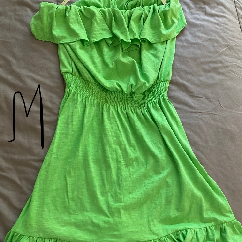 Lily Pulitzer dress. Strapless